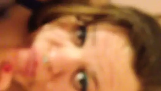 Benim gf ben işteyken arkadaşını davet ediyor