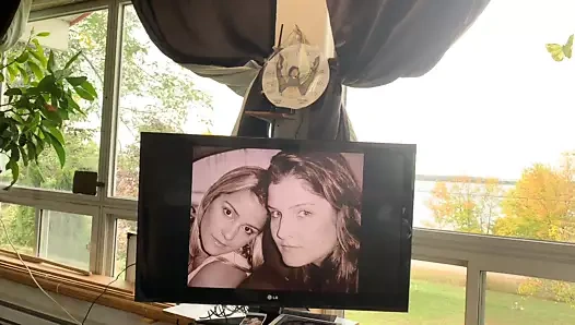 Bruna ve sandra'nın acilen yüz bakımına ihtiyacı var!