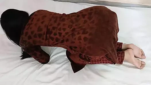 Padosan teyze domaltarak tam sert sikişiyor