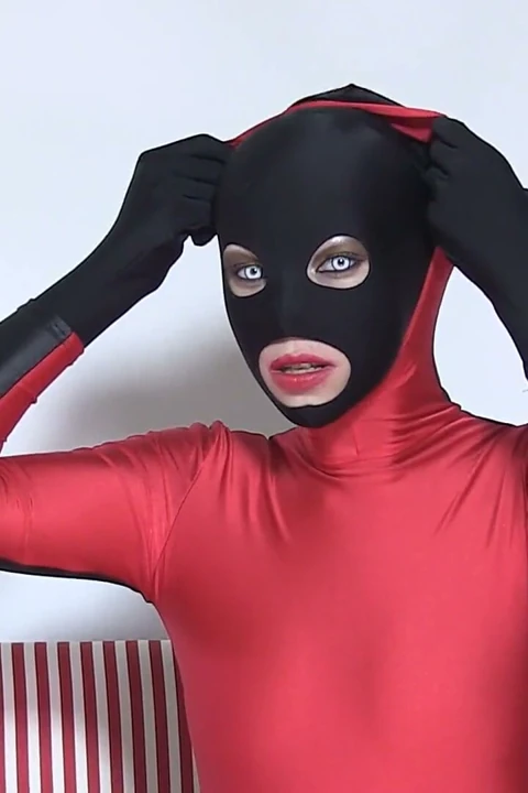 Full gövdeli zentai kız