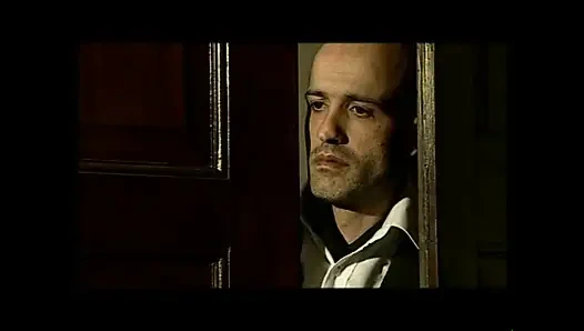 Uzun bir penis istiyorum, emmek için