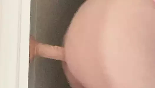 Büyük götümü sikerken inliyor