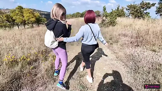 Hey Know! Evimize gel, seni boşaltacağız! (Üçlü)