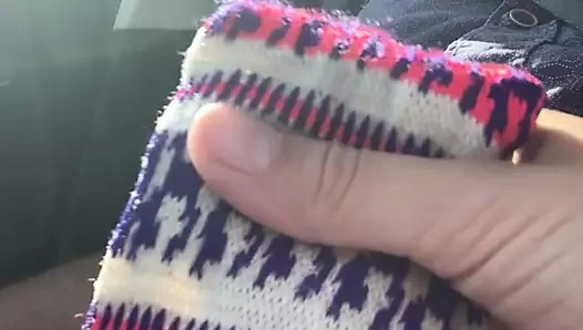 eşarp içinde boşalmak