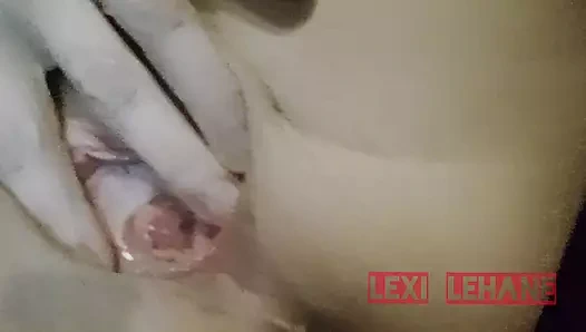 Geniş açık ıslak kedi becerdin olmak gerekiyor