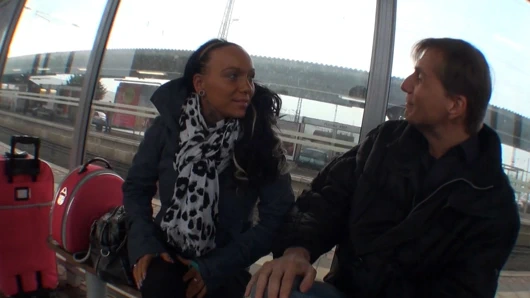 Ucuz kız tatlı konuştu içine kaba anal seks