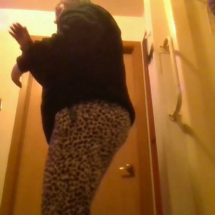 Benimle yavaş dans et