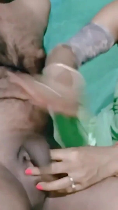 Gaanv ki randi ki chut or muh ko ek sath choda Hindi Audio | Clip 1