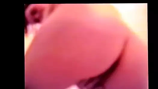 duş mastürbasyon gösterisi