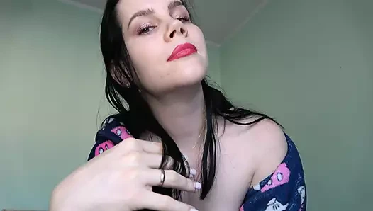 Giantess Anna yeni bir kurban buldu