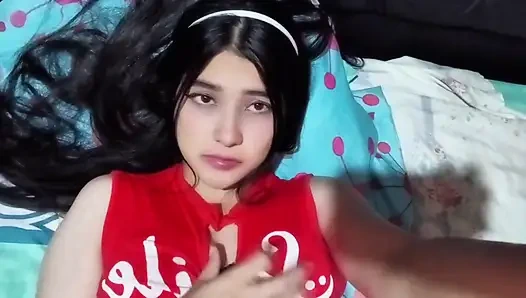 Porno aktrisi Kolombiyalı bir hayranıyla görüntülü görüşme yapıyor