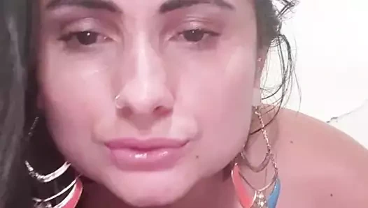 Sıcak kız seksi oral seks seks ve parmak mobil kayıt