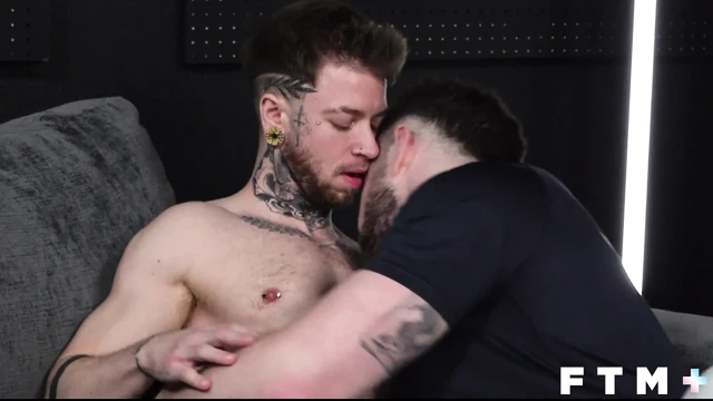 Ftm men - atlas alexander öpülüyor yalıyor