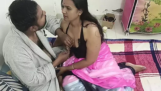 Father-in-law left daughter-in-law when son was not at home