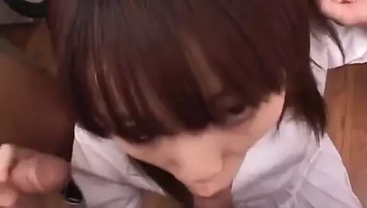 Ciddi sınıf porno boyunca horoz emme genç ibuki