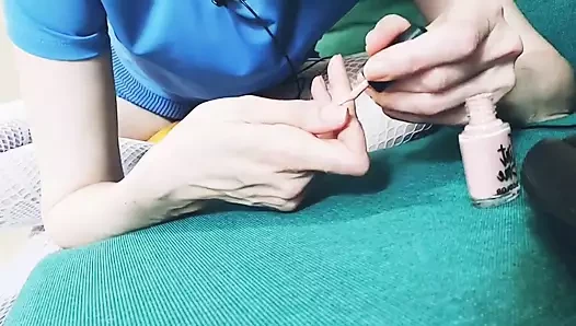 Tırnaklarımı boyadım. Asmr