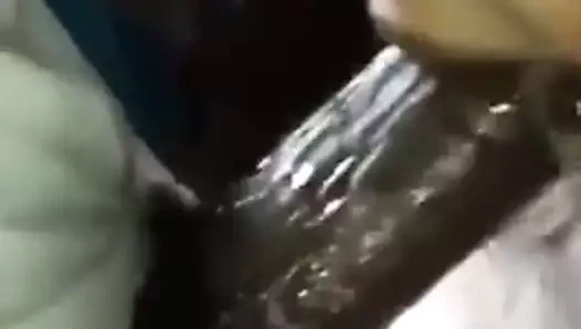 Latina deepthroating bbc ile çok arasında spit