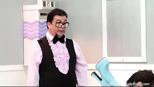 Charlie'nin melekleri xxx parodi değil