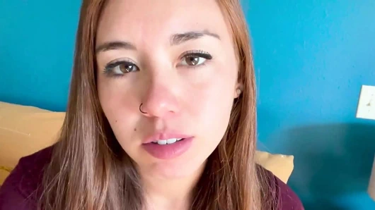 Sürtük üvey kız kardeşinin ağzını doldur