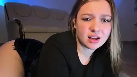 Bouncing huge tits and masturbate fat pussy
