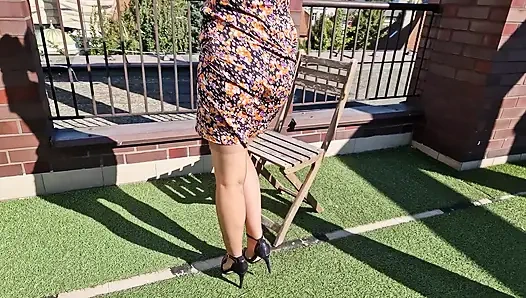 Çatıdaki cam anal dildo - bölüm 1