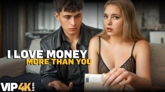 HUNT4K. Doğal memelerimi rastgele gösteriyorum