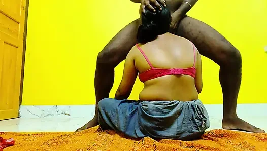 Kocam evde yokken devarım beni sikiyor