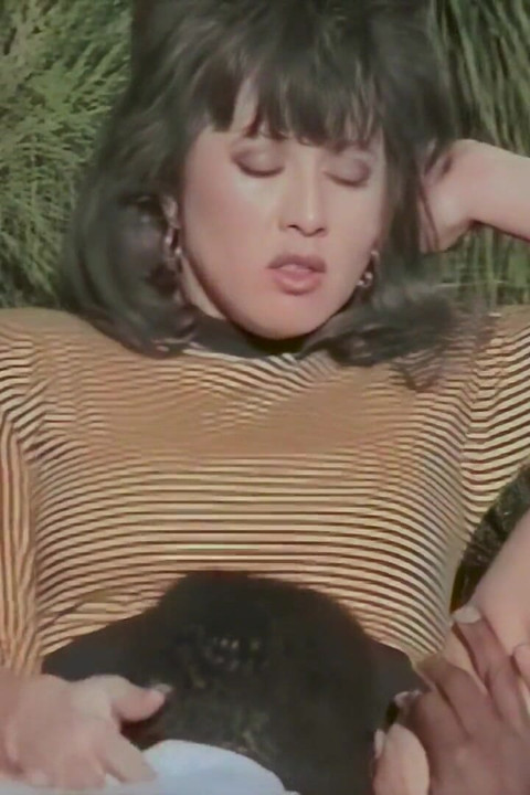 Bu Vintage Orospu, Los Angeles Gökyüzünün Altinda Güzel Siyah Bir Penis Aliyor