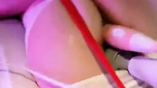 Sihirli değnek sokma, esaret, kadının kedisi 3