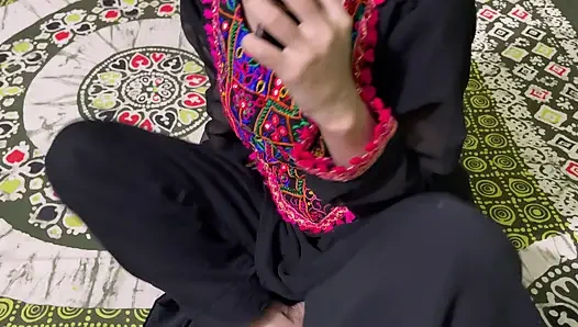 Seksi arkadaşım bugün sikiştiği için çok çılgın