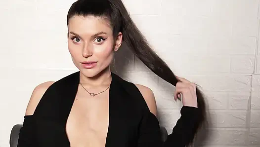 Ateşli Esmer Amcığıyla Oynuyor