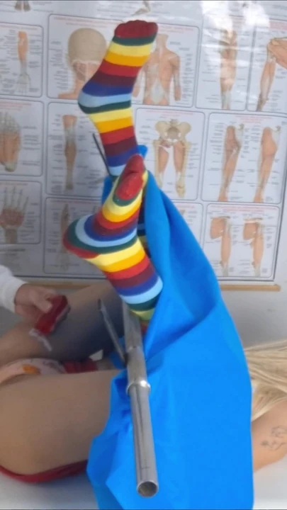 Doktor ve hasta arasındaki gerginlik boşalmayla bitiyor! | Klip 1