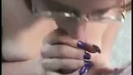 Amatör eş gets ona boşalmak ödül