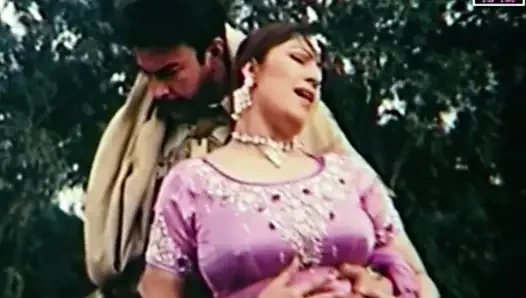 Pakistan filmi - saima khan sıcak mujra
