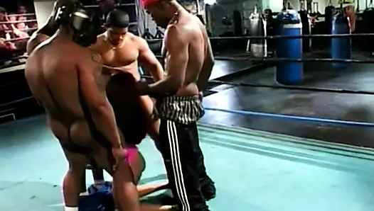 Birkaç bbc tarafından anal olarak yok edildi