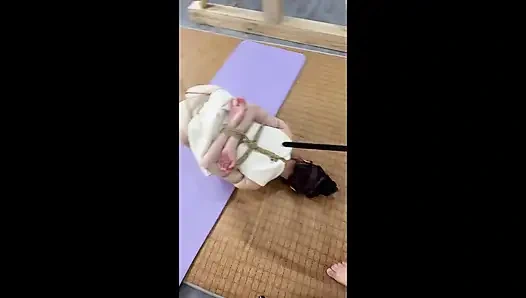 Rüya ayakta diz çöktüme eğitimi + orgazm bölüm 3