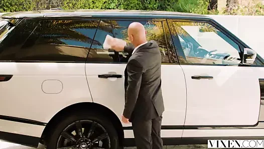 Cadaloz genç sarışın genç seviyor seks