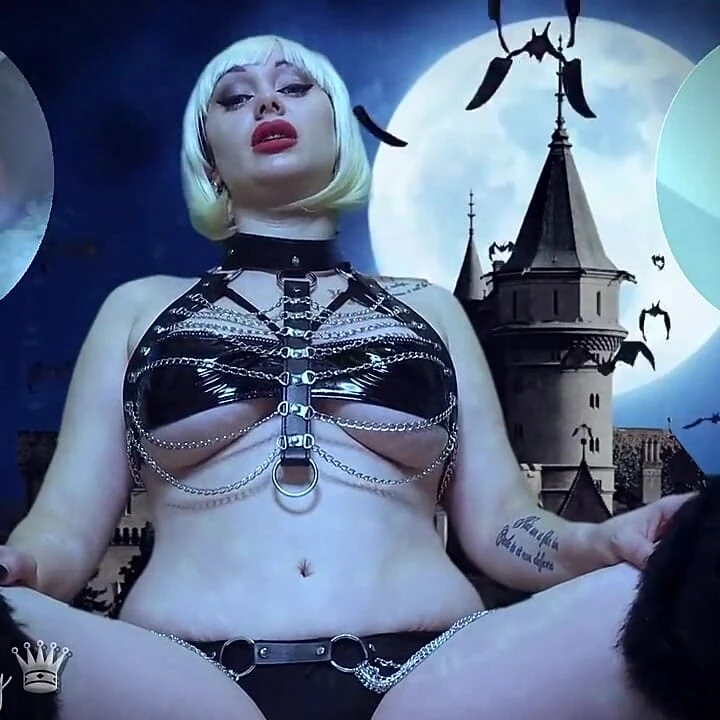 Büyük zenci yarağına olan bağımlılığını büyüyor! Büyük zenci yarağını emme bağımlısısın! (Hallowen versiyonu)