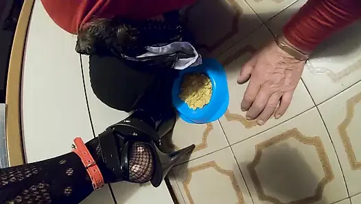 Bayan Katryn, Kika ve Slave O yeni apartmanda