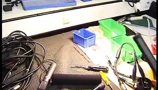 Amatör esmer sürtük bakış açısıyla sikiliyor