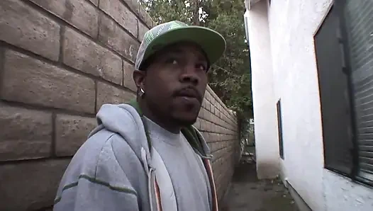 Edepsiz bir sarışının amında dev siyah yarak