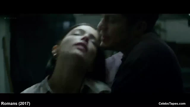 Janet montgomery ve roxanne gregory çıplak ve web kamerası seks sahneleri