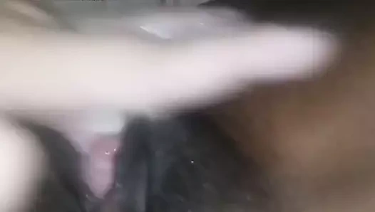 iliklerine ıslak KEDİ