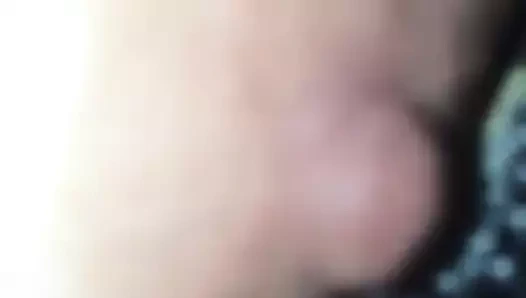 Yatağımda gerçek bir sürtük gibi yatmayı seviyorum 1