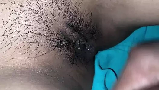 Man exploits old pickup scheme to sneak into Russian girl