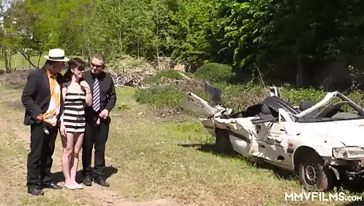 eski dudes ve bir kızıl alman genç