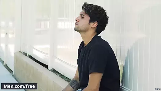 iki dudes titus ve arad winwin alma azgın ve karar