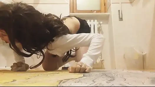 Harika! Seni kızdıracak... Emir.. Hizmetçi