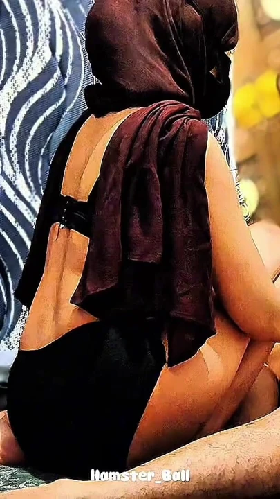 Tesettürlü siktiğim 18+ Malezyalı Hintli amatör | Klip 3