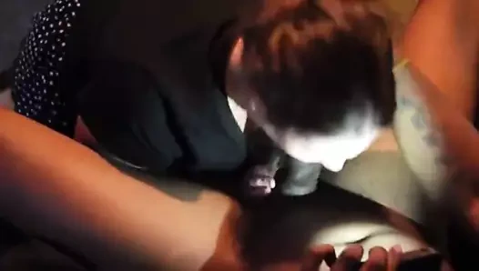 Bbw, bir bbc'yi nasıl mutlu edeceğini gösteriyor